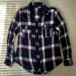 Charlotte Russe Women’s Plaid Button-Up